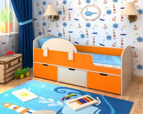 Кровать Малыш-мини с бортиком Дуб молочный/Оранжевый в Горняке - gornyak.katalogmebeli.com | фото