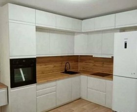 Модульная кухня Бруклин 2.4 x 2 м (Бетон белый) в Горняке - gornyak.katalogmebeli.com | фото 15